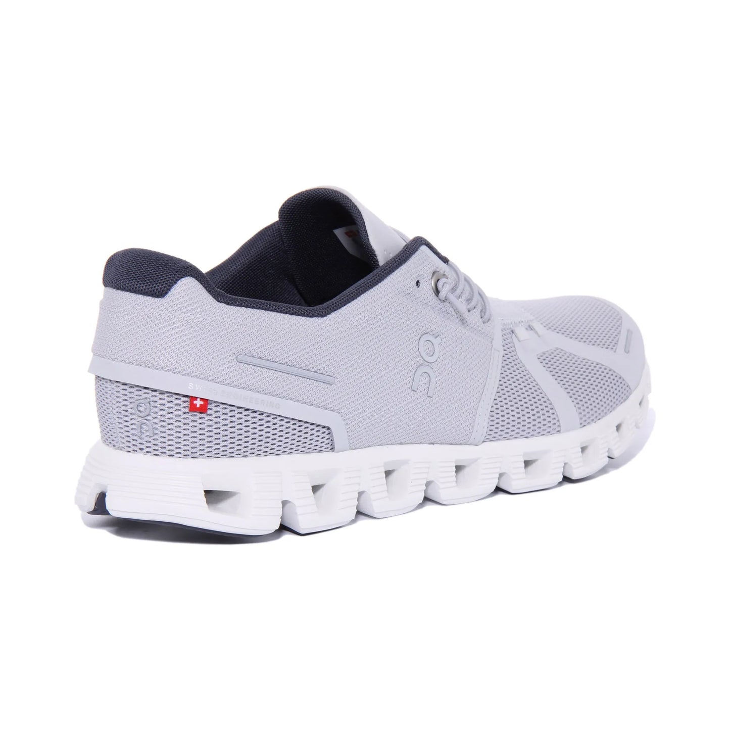 On Running Cloud 5 In Light Grey For Men