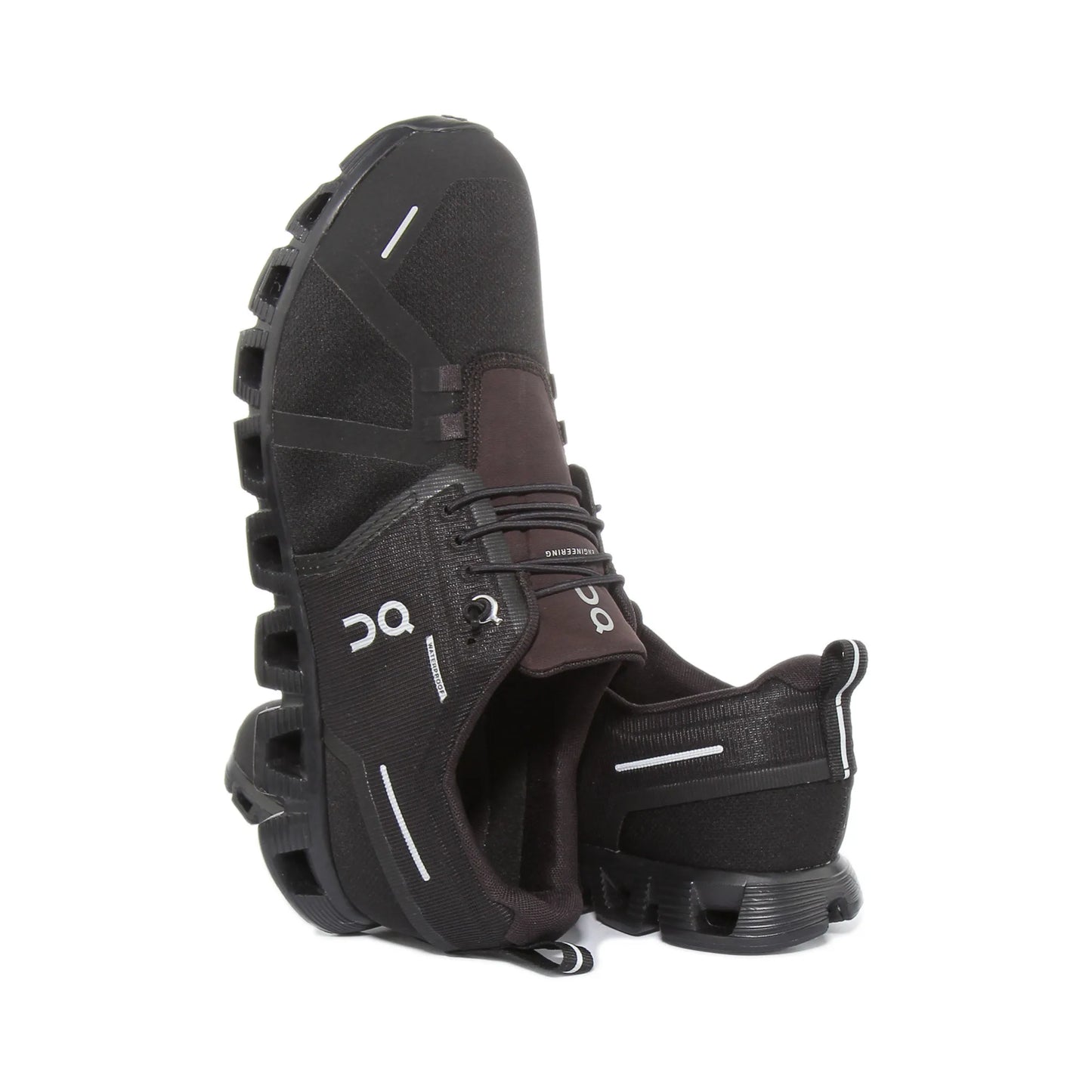 OnRunningCloud5WaterproofInAllBlackForMen-5